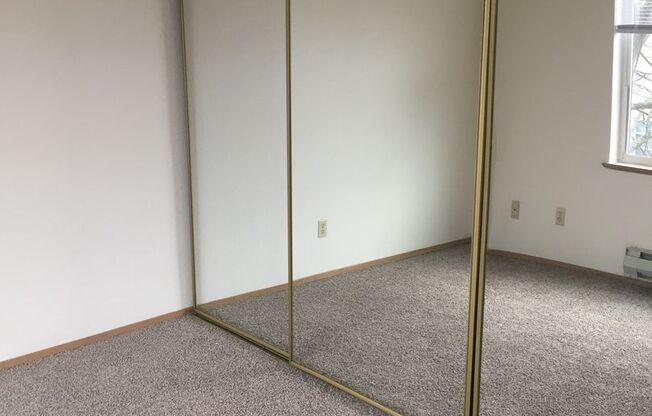 Studio, 1 bath, 462 sqft, $1,295, Unit 305