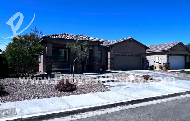 4 Bed, 3 Bath Victorville Home w/Solar!!!