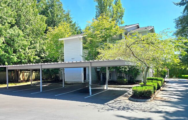 2 Bedroom Condo In Lynnwood Available Now