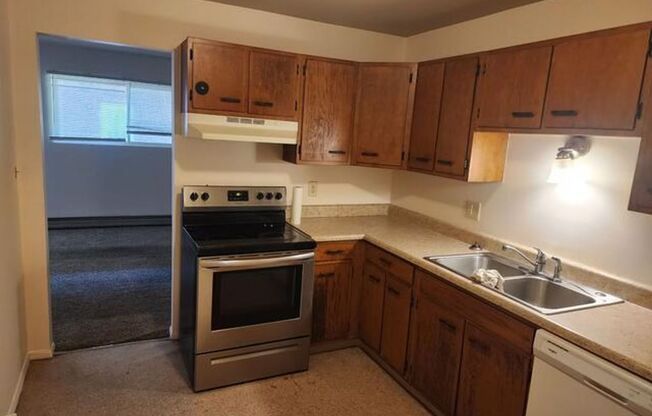 1 bed, 1 bath, 650 sqft, $750