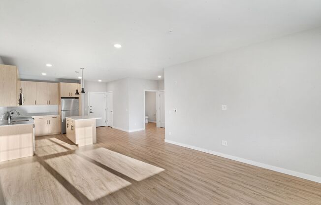 1 bed, 1 bath, 918 sqft, $2,220, Unit 4205