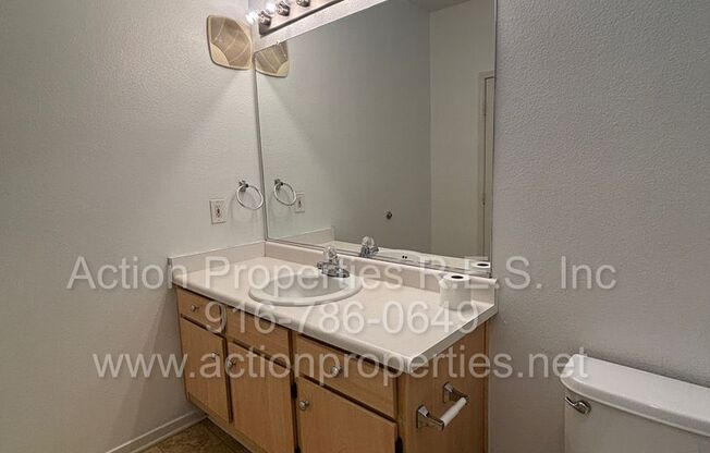 2 beds, 2 baths, $2,000, Unit # 1516