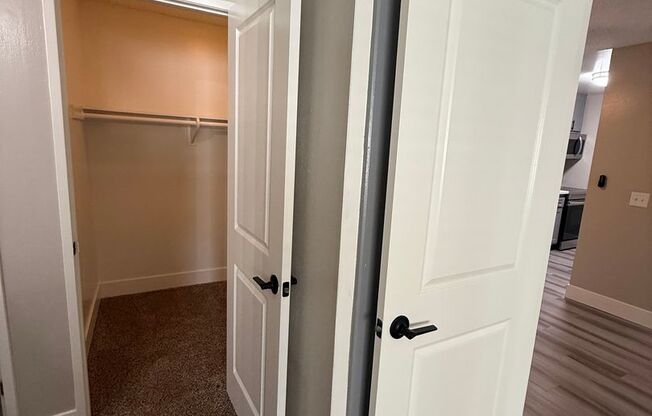1 bed, 1 bath, 714 sqft, $1,995, Unit 038