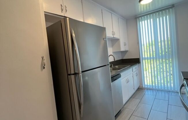 1 bed, 1 bath, 785 sqft, $1,875, Unit 6150-103