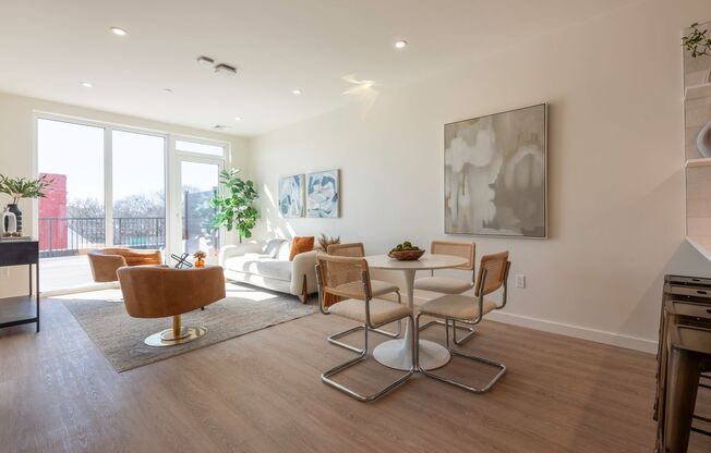 1 bed, 1 bath, 752 sqft, $2,750, Unit 207