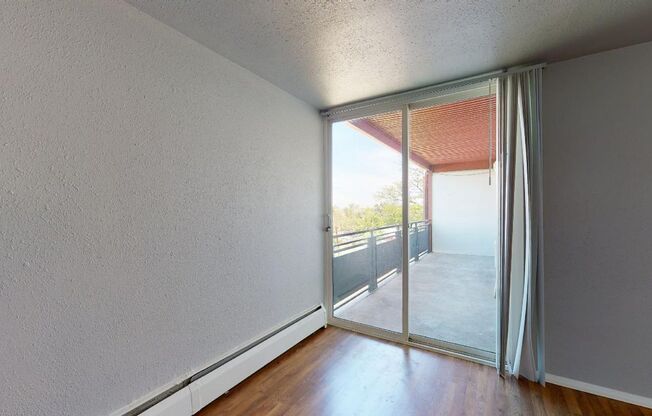 1 bed, 1 bath, 778 sqft, $945, Unit 11600 East 16th Ave #8