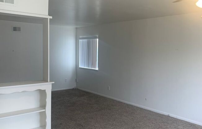 Three Bedroom Available in Clairemont