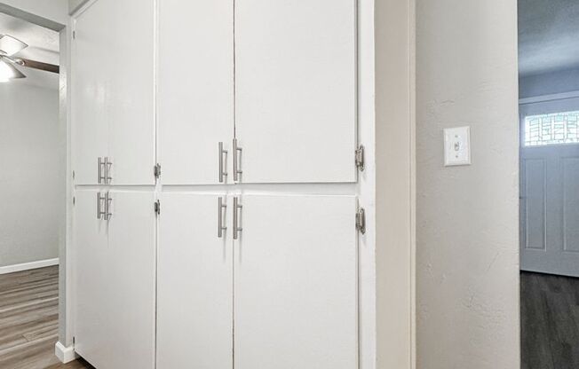 1 bed, 1 bath, 720 sqft, $1,000, Unit SC875