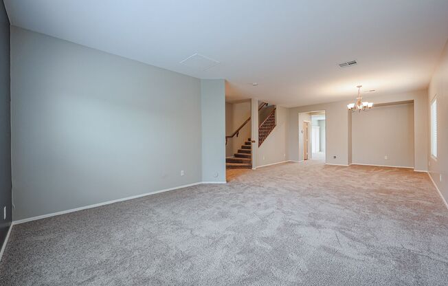 4 bed, 3.5 bath house in Stetson Valley, Phoenix