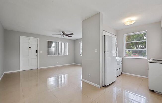 2130 NE 42 Ct Lighthouse Point, FL 33064