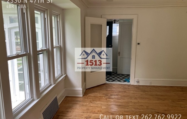 2330 N 47 ST