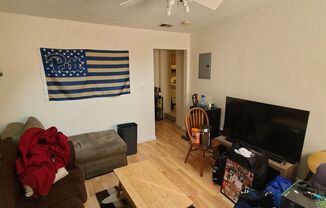 3 beds, 1 bath, $2,300, Unit #5