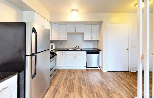 4 beds, 2 baths, $2,395, Unit 191 A