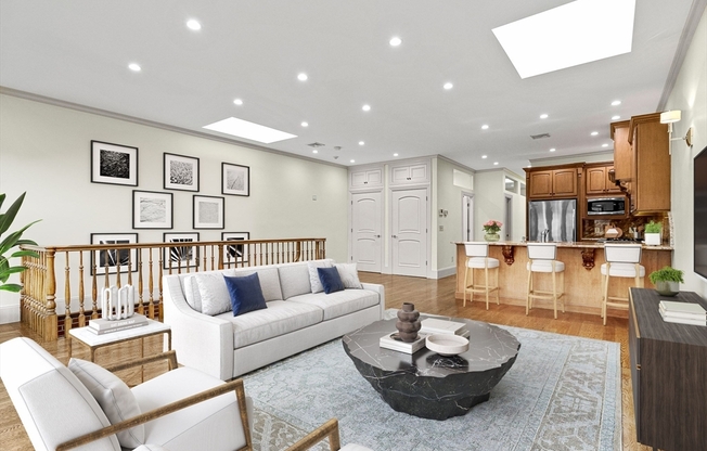 330 NEWBURY ST