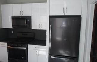 2 beds, 1 bath, 1,500 sqft, $2,800, Unit 3