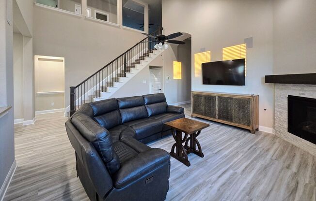 Your Dream Home Awaits – 4 Bedrooms, 4 Baths, $500 Off First Month Rent!