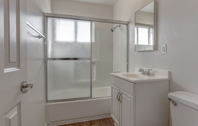 1 bed, 1 bath, 660 sqft, $1,795, Unit 7309-15 Petrol St.
