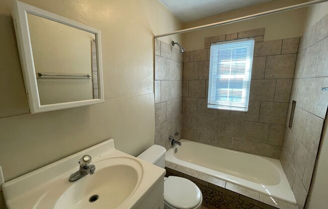 Affordable 2 Bedroom Home in Druid Hills!