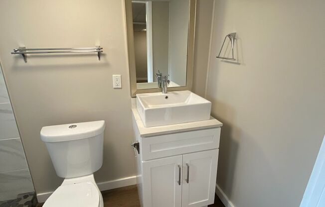 Studio, 1 bath, 275 sqft, $750, Unit A1A
