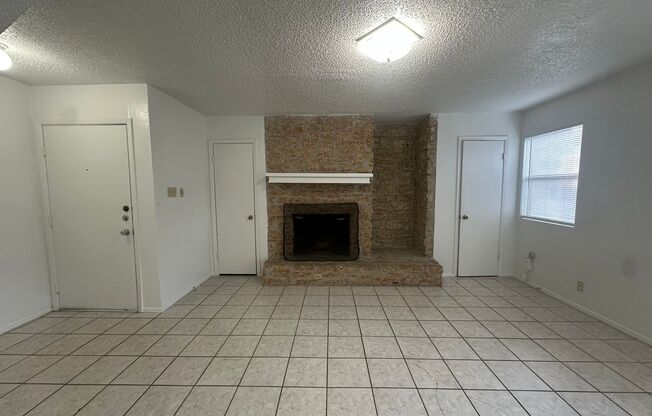 9019 Sawtooth Lane
