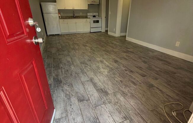 1 bed, 1 bath, 700 sqft, $1,150, Unit Unit 22
