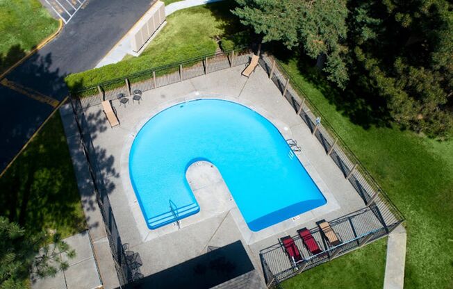 Beautiful 1/2/3 Bedroom Units Available with a pool!