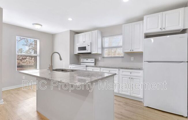 1484 NORMAN BERRY DR