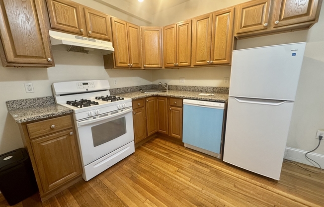 1615 COMMONWEALTH AVE