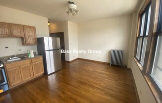 4806 N KEDZIE