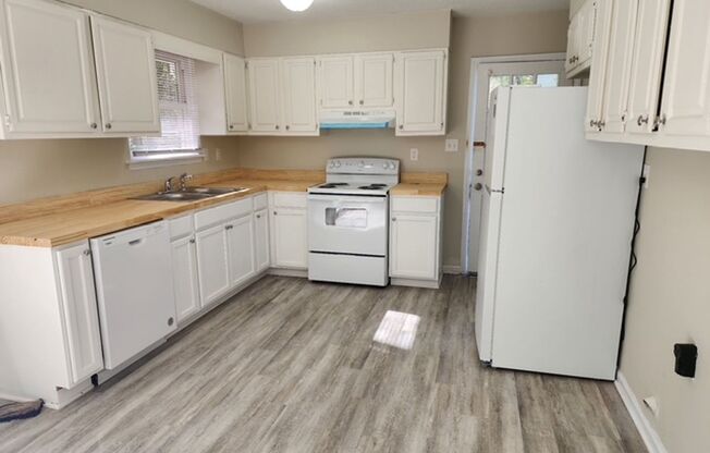 3-Bedroom Home Near Falls Lake – 2720 Darrow Road, Durham, NC