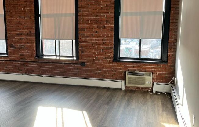 1 bed, 1 bath, 626 sqft, $1,995, Unit 45-530