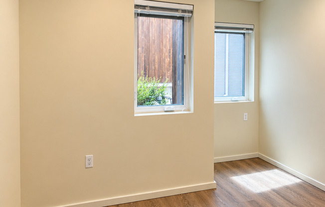 Studio, 1 bath, 180 sqft, $1,195, Unit 325-MFTE