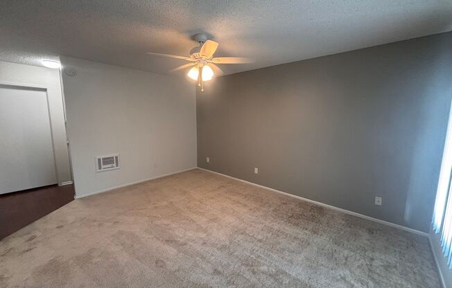 1 bed, 1 bath, 780 sqft, $2,375, Unit 36
