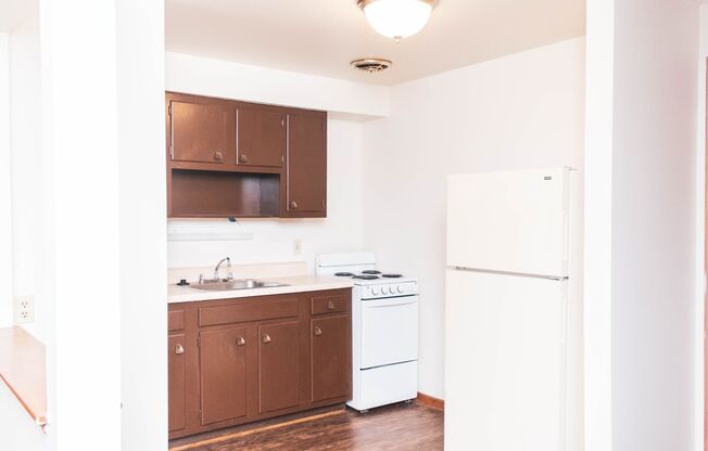 1040 Bryden Rd.