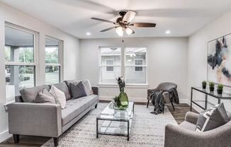311 S Oak Cliff Blvd