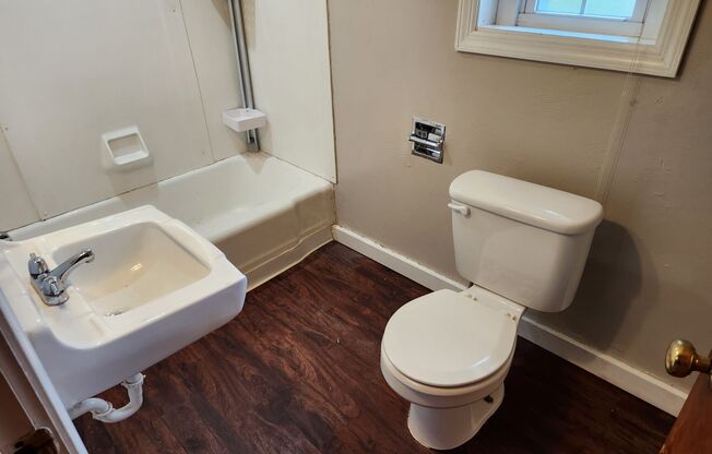 Conveniently Located One Bedroom Apartment! - Rent includes water and sewer!