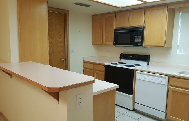 2 beds, 2 baths, $1,500