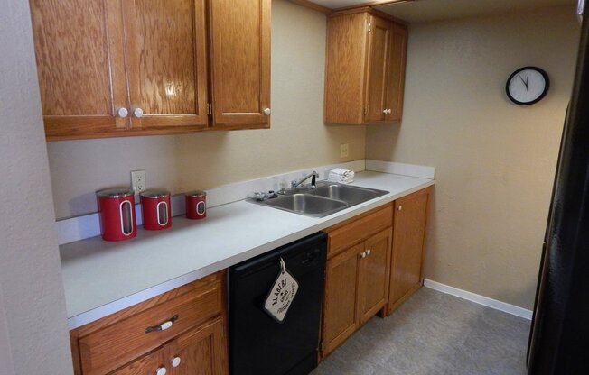2 beds, 2 baths, 900 sqft, $1,059, Unit 504