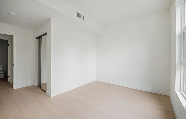 1 bed, 1 bath, 611 sqft, $2,905, Unit 214