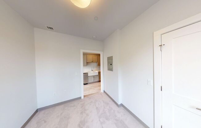 1 bed, 1 bath, 459 sqft, $1,975, Unit 305