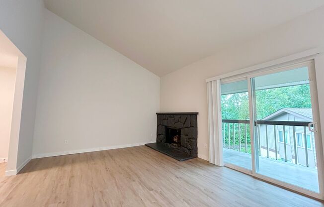 2 beds, 2 baths, 1,092 sqft, $2,995, Unit 38