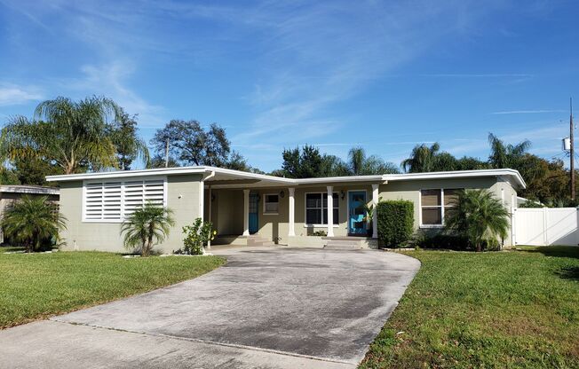 Single-story 4 BR Home; Quiet Neighborhood; Large Private Backyard; Hardwood Flooring