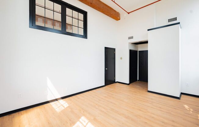 2 beds, 2 baths, $1,525, Unit Apartment 101