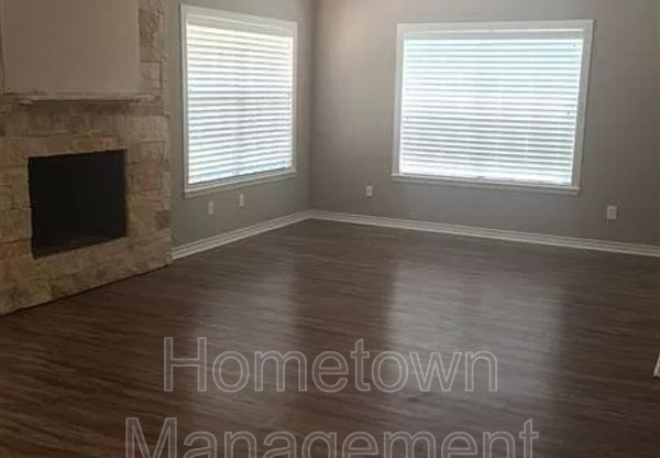 2800 AMY CT