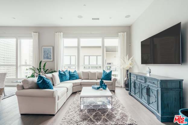 12776 AURORA PL