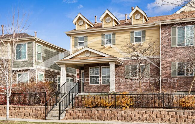 Charming Townhouse with Washer/Dryer and Central AC