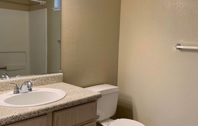 Studio, 1 bath, 450 sqft, $1,450, Unit 608