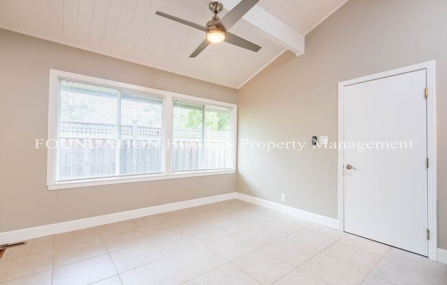 Immaculate 3BR Home! Enjoy A/C and Your Own Private Yard! FOUNDATION