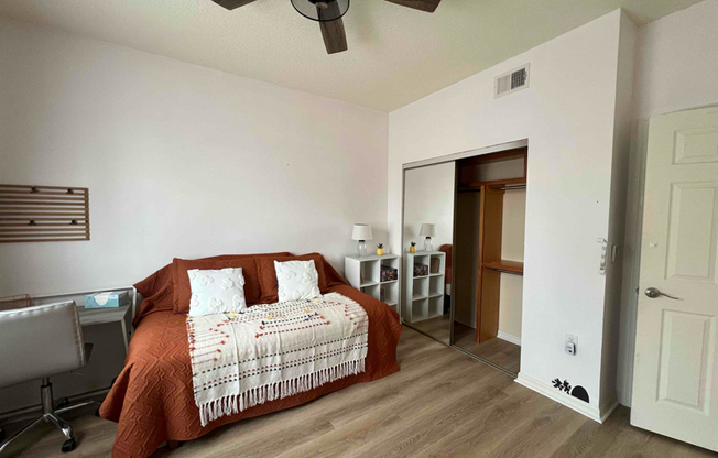 10825 WINDSOR WALK DR