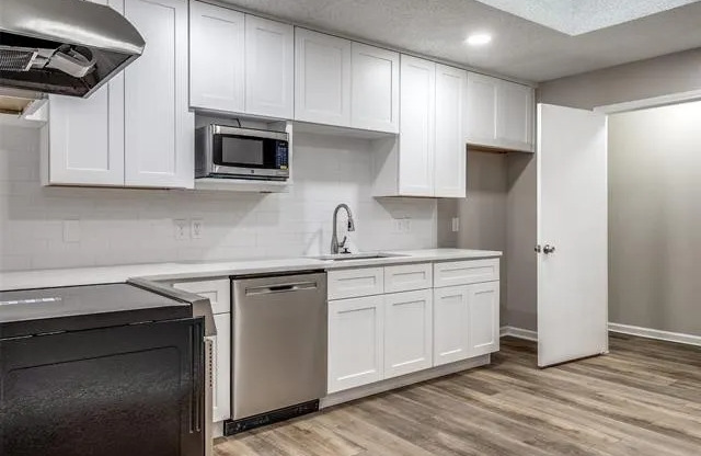 1819 NEST PL
